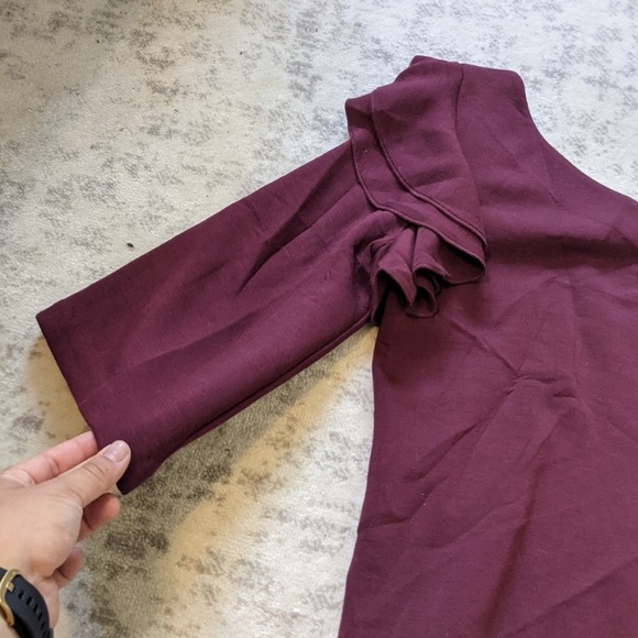Club Monaco One Shoulder Top Burgundy Large - Picture 2 of 4